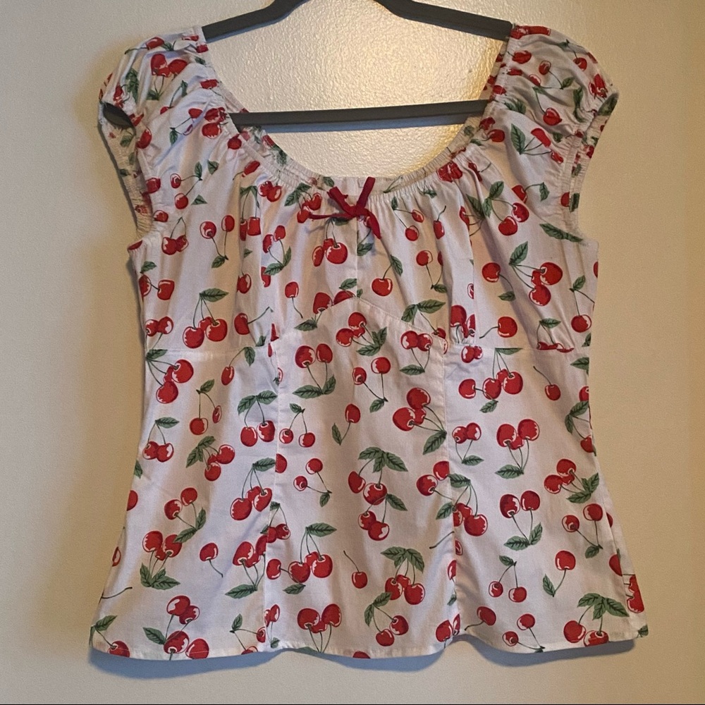 Hell Bunny Sweetie Top in White